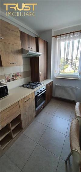 2 camere l Mobilat si utilat l Balcon l Zona Coresi