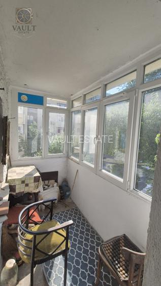 3 Camere 2 bai - Decomandat - De renovat - Maior Bacila - Colentina - 9