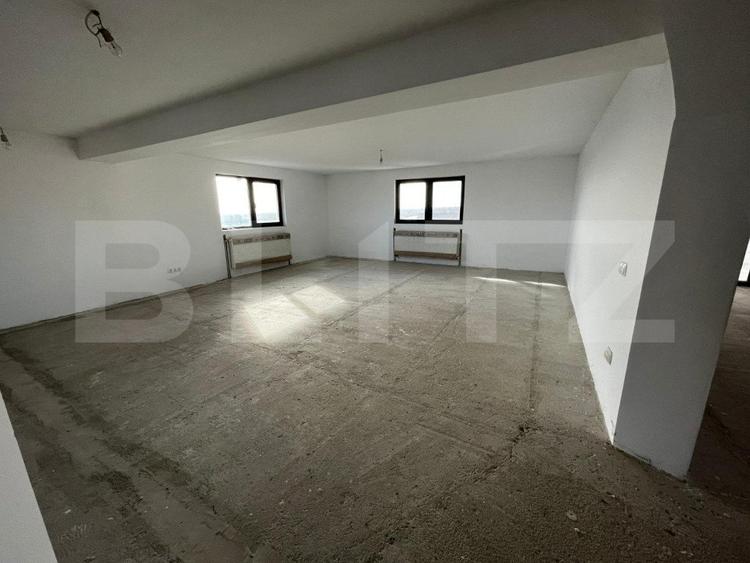 Oportunitate!!!Cladire 600 mp, teren 500 mp, Targoviste