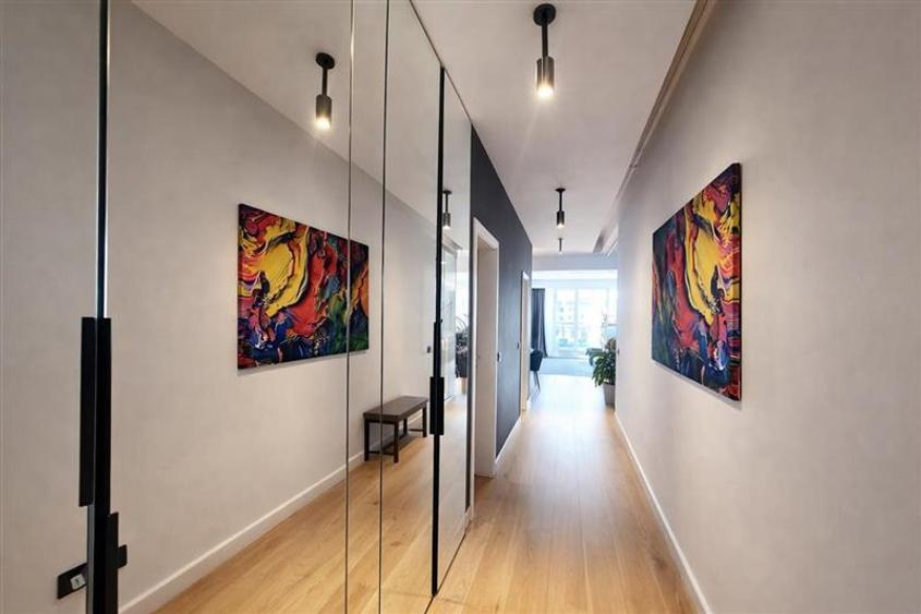 Eleganta la inaltime, Penthouse cu design unic, terasa de 40 mp si view panorami