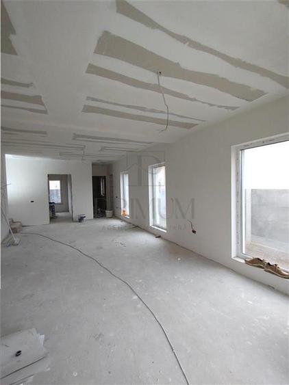 Duplex individual - personalizare interioara - 5 camere