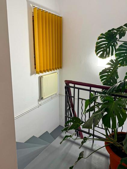4 camere et 1 pt birouri in cladire interbelica zona C Calarasilor-Hala Traian