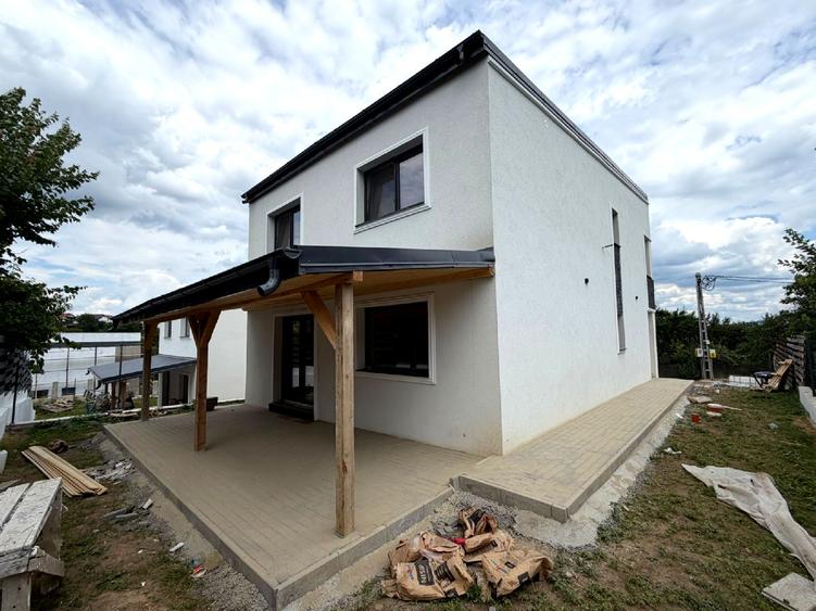 Casa individuala P+1E, 140 mp + teren 435 mp - Mirolsava