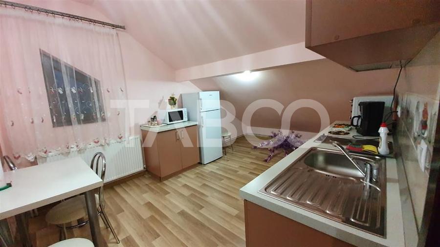 Apartament de inchiriat 56 mpu 2 camere mansarda in vila Selimbar