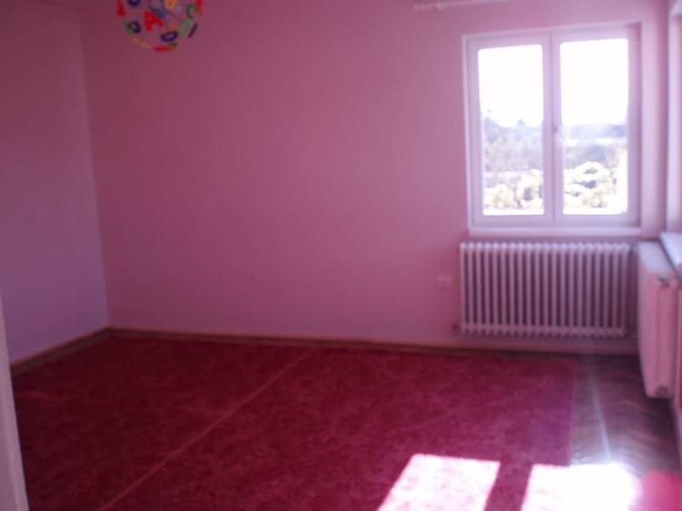 Casă cu 6 camere în Ultracentral