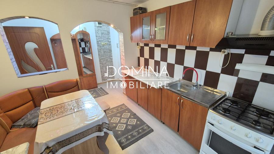 Vânzare apartament 2 camere, situat în Târgu Jiu, Aleea Plopilor