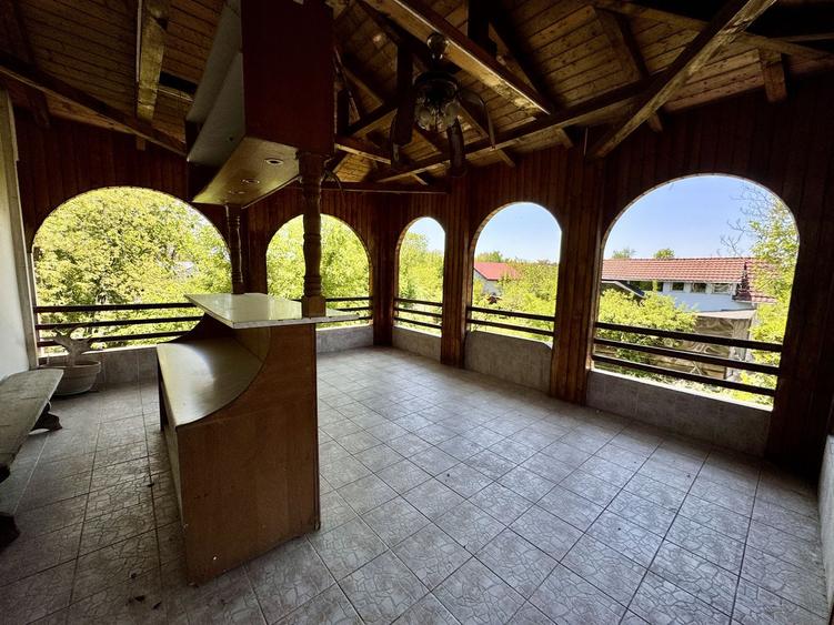 CASA / VILA SNAGOV, 1490mp DE TEREN + GARAJ SI GARSONIERA