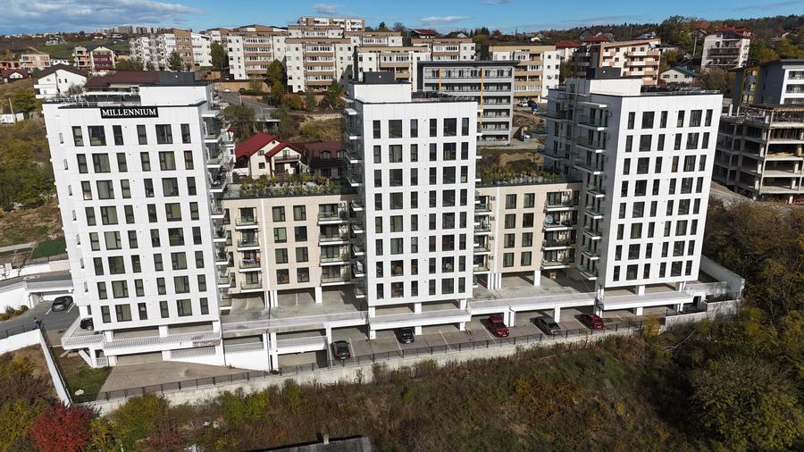 Pacurari-Alpha Bank , 3 camere,2 bai, decomandat , TE MUTI-Finalizat!