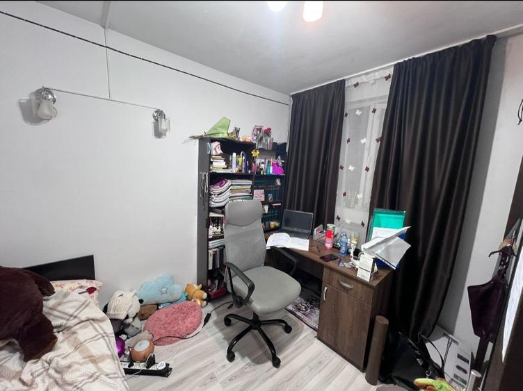 3 camere, circular, Raul Doamnei, Chilia Veche, 65 mp, 9 din 10