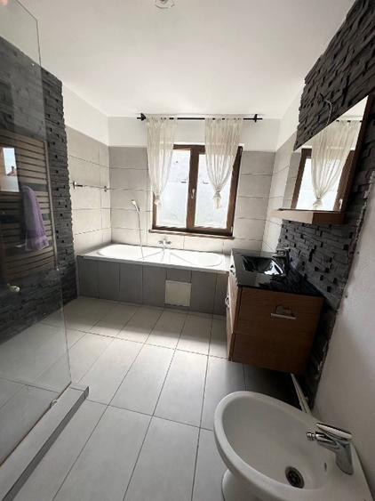 Vilă individuală Băneasa, lângă lac, Herăstrău, zona Nord, direct proprietar