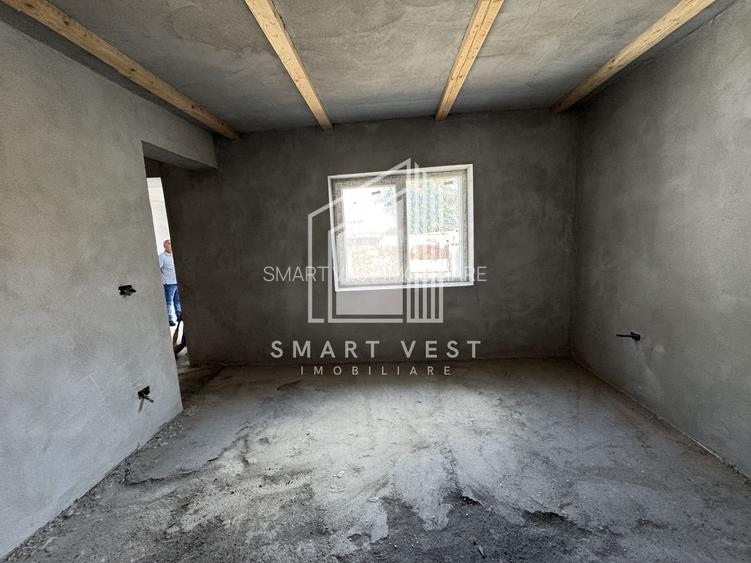 Casa semifinisata cu intrare comuna | 53 mp utili | Strada Luceafărul - 7