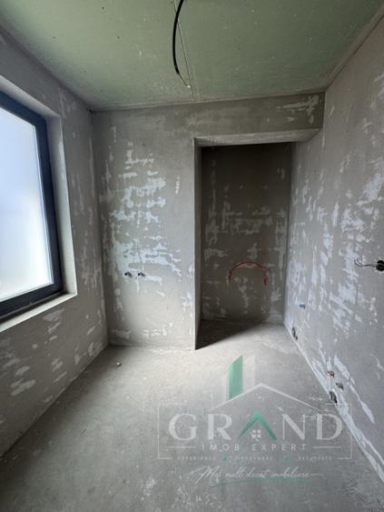 OPORTUNITATE! Casă individuală | 4 camere | 3 băi | Garaj | Teren 450 mp| Dezmir