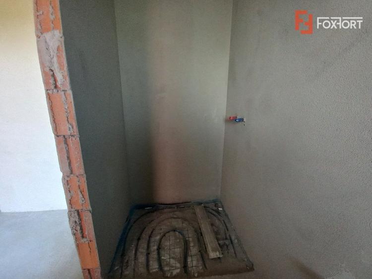 Duplex 4 camere despartit prin perete dublu - Giroc - ID V3463