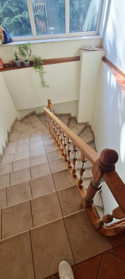 Inchiriez spatiu comercial