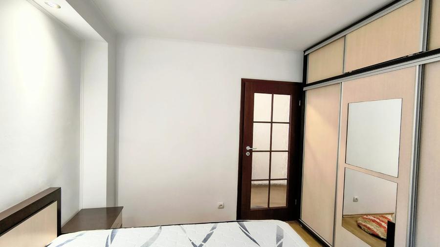 Inchiriez apartament 2 camere P-ta Delfinului Mega Mall