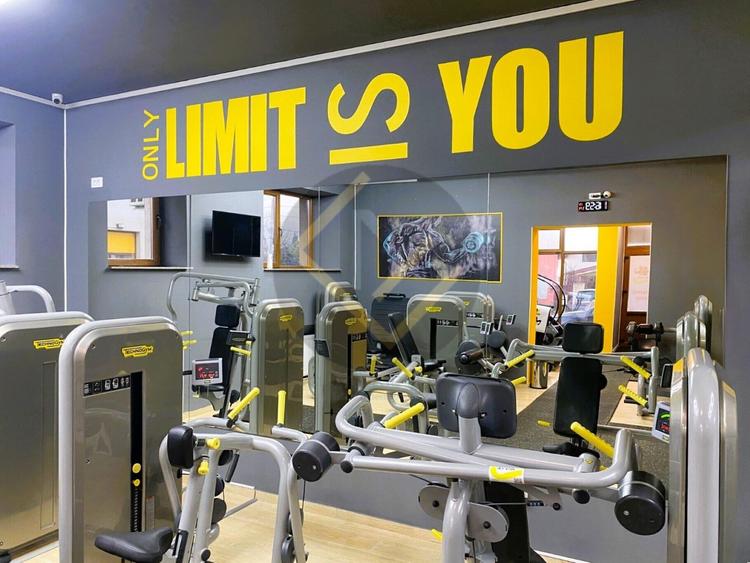 0% ! Spatiu COMERCIAL in proprietate cu Afacere "la cheie" PARTER