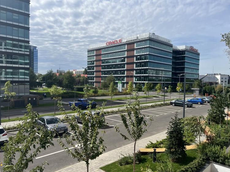 Închiriez ap 2 camere premium zona Promenada mall (Nusco)