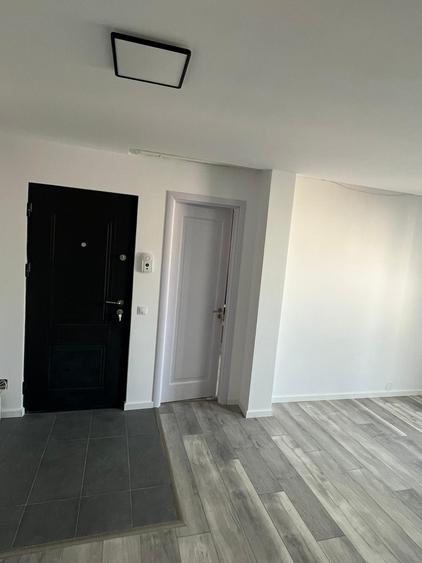 Apartament 2 camere 50mp Bradet ultrafinisat+garaj sub bloc