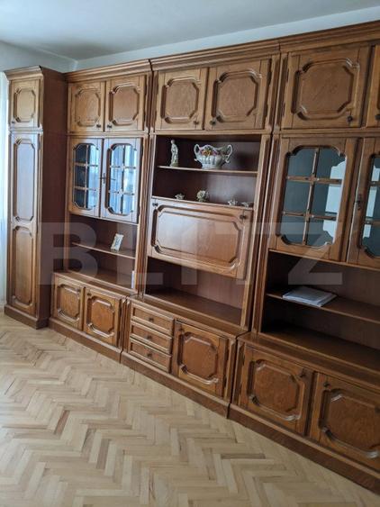 Apartament de vanzare, 4 camere, 112 mp, cartierul Soarelui