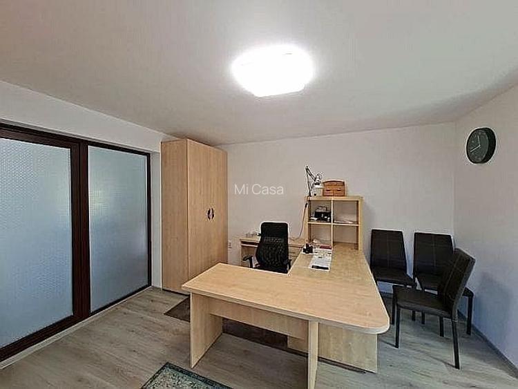 Proprietate cu 3 camere in centrul orasului pentru birouri sau locuit - 1