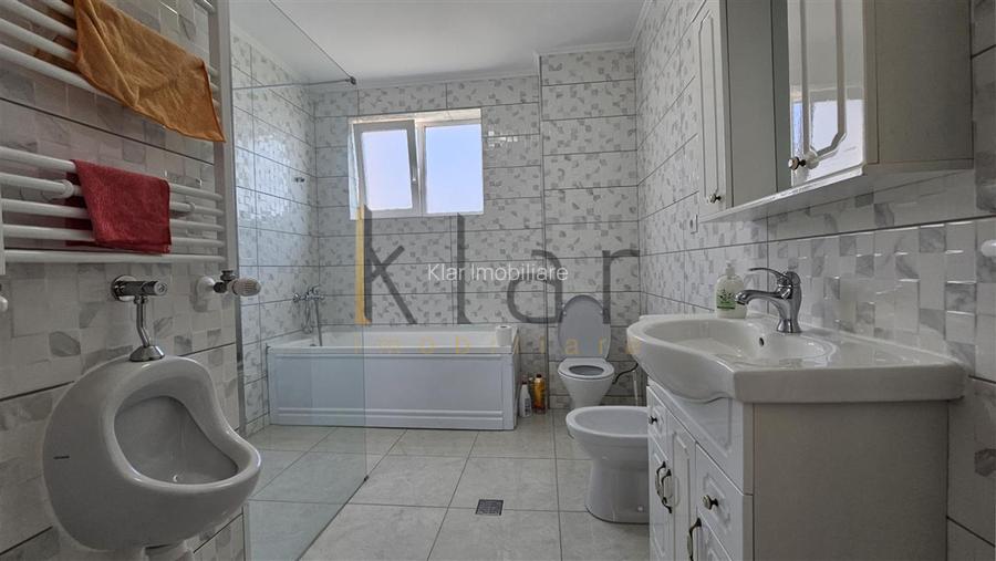 Casa 6 camere 190mp,terasa 44mp, curte cu gazon, Voronet priveliste deosebita - 7