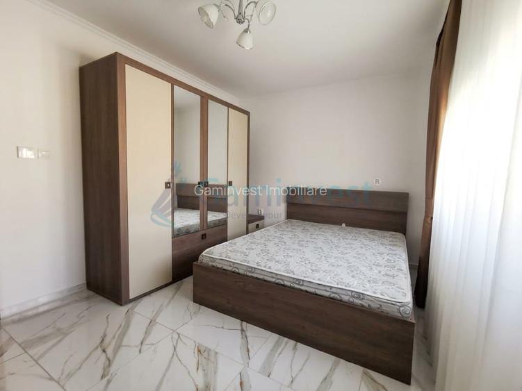Casa de vanzare in Santandrei cu 4 camere, zona Calea Santandrei