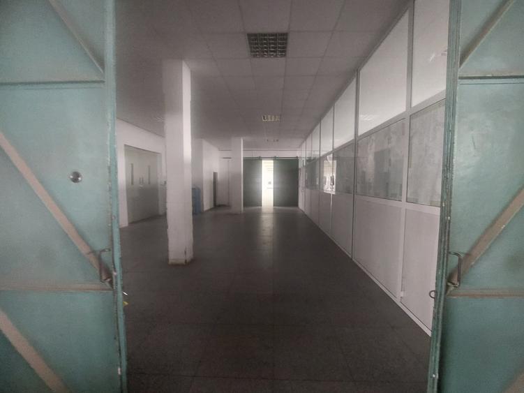 Zona Industriala - spatii versatile 500 - 2.000 mp., locuri parcare