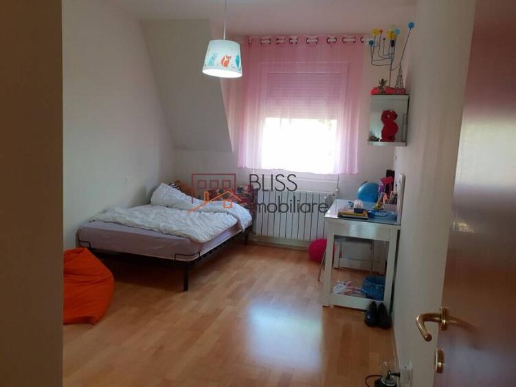 Casă / Vilă, 6 camere