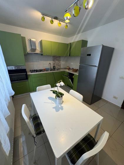 Casa Otopeni 23 august 4 camere, curte 250m
