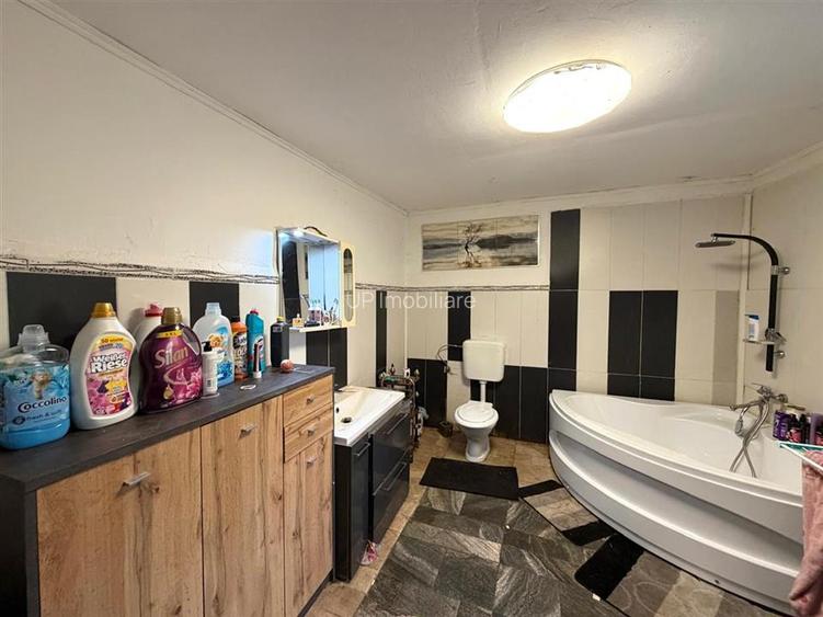 CASA CU TEREN 550 MP | ZONA  DEALURI | STRADA SOFIEI - 18