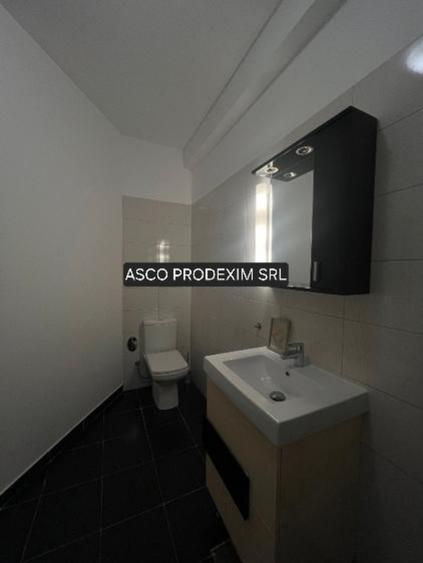Vila cu piscina individuala Pipera Baneasa 5 camere 280mp, P+2 cu teren 986mp