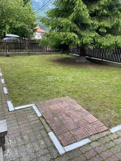 Vila P+M Busteni 9.7 Booking, 5 dormitoare, fosa septica, centrala, curte, garaj - 10