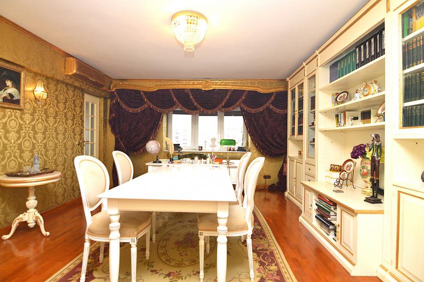 VANZARE APARTAMENT 3 CAMERE UNIRII – MIRCEA VODA-Camera de Comert