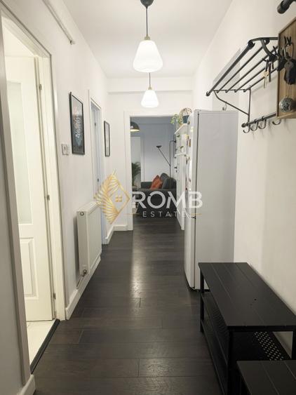 Apartament 3 camere de vânzare, etaj intermediar, la cheie, zona Podului Horea