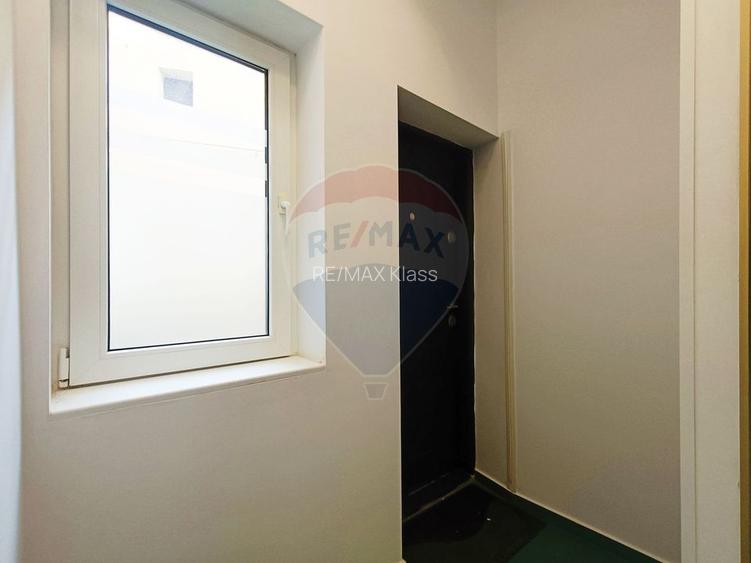 Inchiriere/Vanzare Spatiu Comercial, Parter, Calea Serban Voda-Unirii - 12