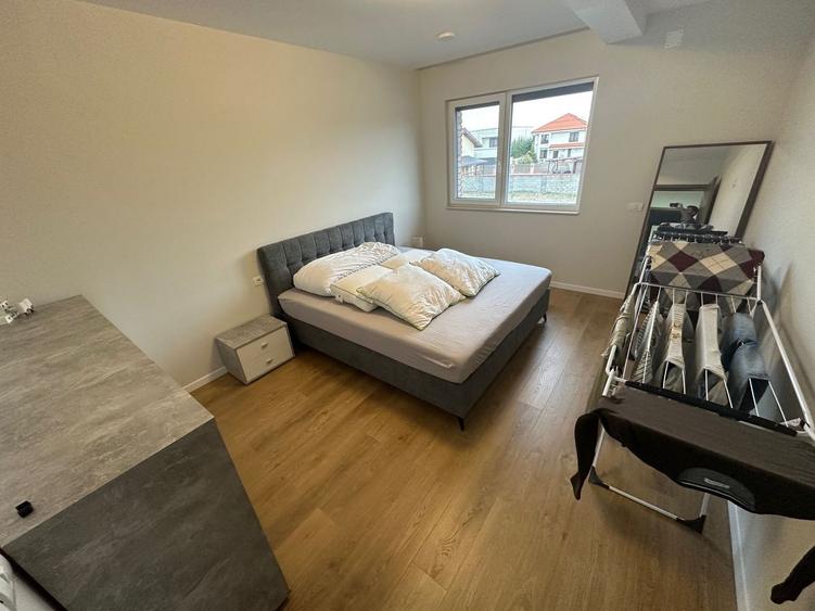 Duplex deosebit cu garaj și subsol