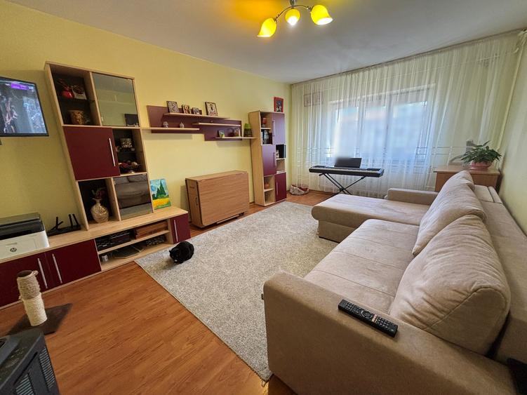 NICOLINA-CLOPOTARI, Apartament 3 camere decomandat, mobilat si utilat!