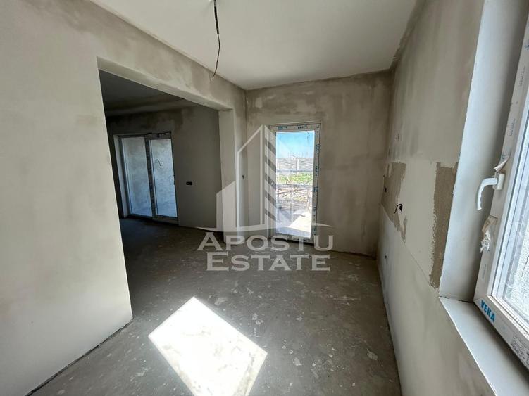 Casa de vanzare tip duplex la cheie Sacalaz