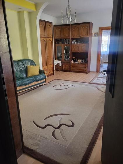 Casa individuala, zona Vatra Luminoasa, 8 min metrou Iancului, curte , parcari