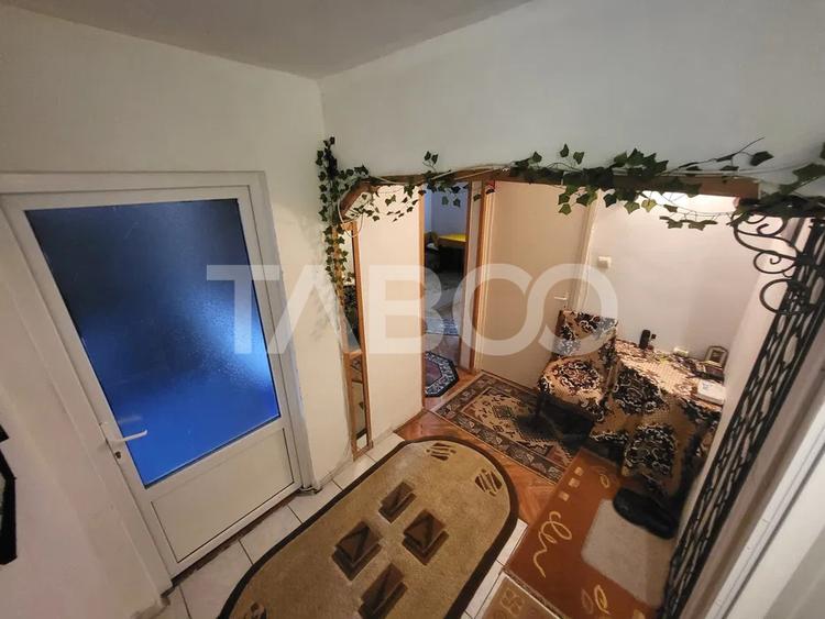 Apartament cu 4 camere de vanzare in Cartierul Marasti decomandat