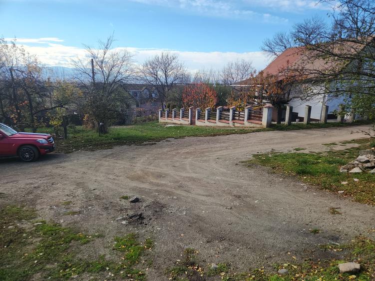 Vând teren intravilan pentru casa TA în Sibiu, str Viile Sibiului.