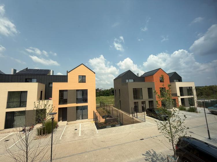 Vilă 4 camere | Complex rezidențial Sisești | Pompă căldură