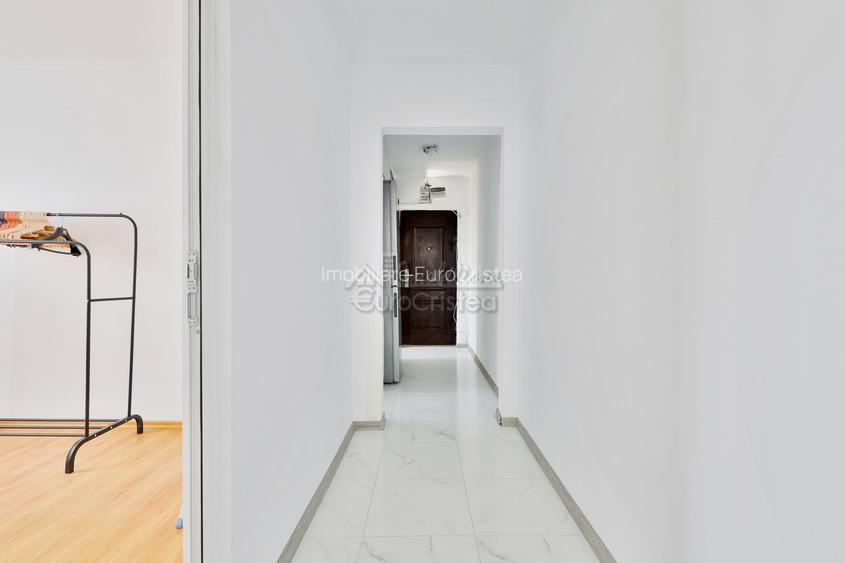 Apartament 3 camere de vânzare în Mangalia, Str. Sirenei . - 5