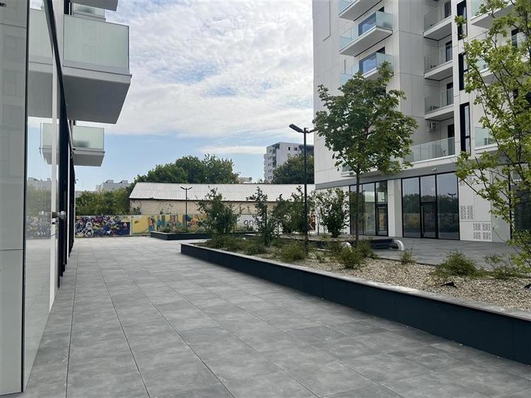 Spatiu comercial generos | Terasa de 90 mp | ONE Cotroceni Park