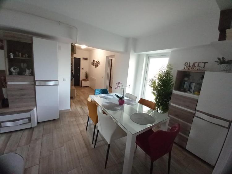 Apartament 3 camere, decomandat 80 mp, zona Garii - Rovine Residence
