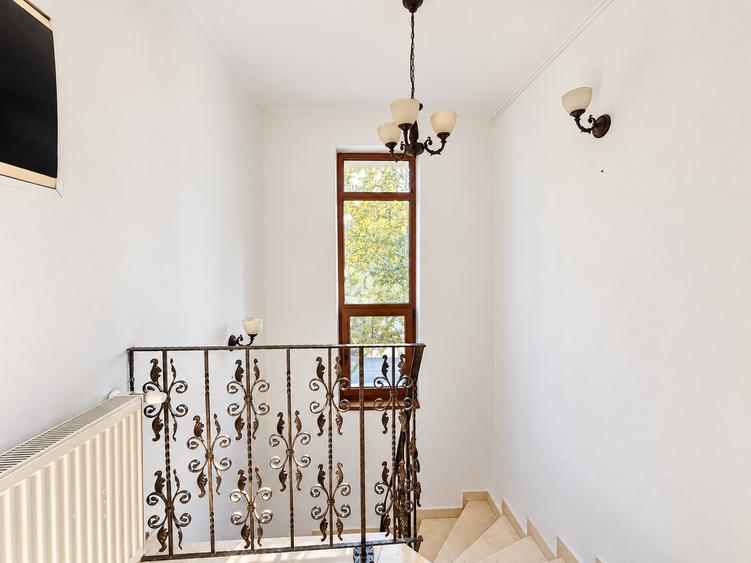 O adresă de colecție | Apartament în vilă