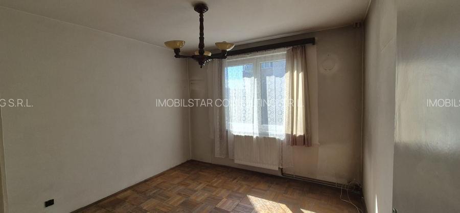 De vanzare ap.3 camere , cart. Tudor- str. Cutezantei - 7