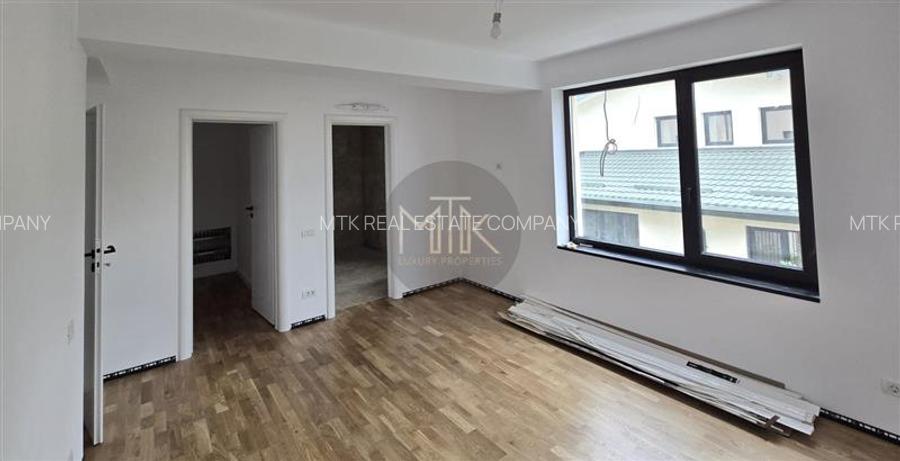 2025 | Vila duplex noua 4 camere + mansarda | Curte libera 400 mp | OTOPENI