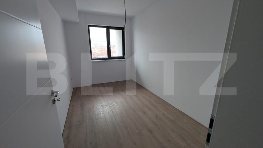 Apartament 3 camere, Bloc nou