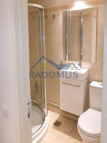 De închiriat – Garsonieră dublă | 350 €/lună | Central